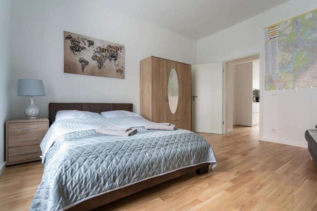 A Stylish Apartment In The Center Of True Berlín Exterior foto
